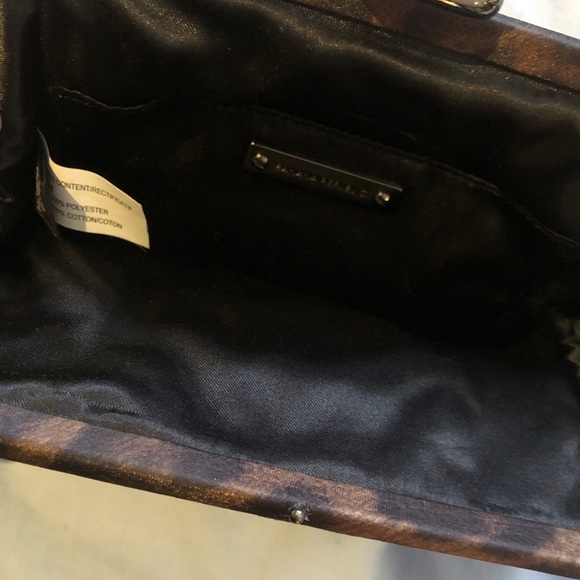 eUC banana republic purse - Picture 13 of 16